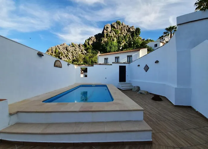 Casita Del Nino Rey